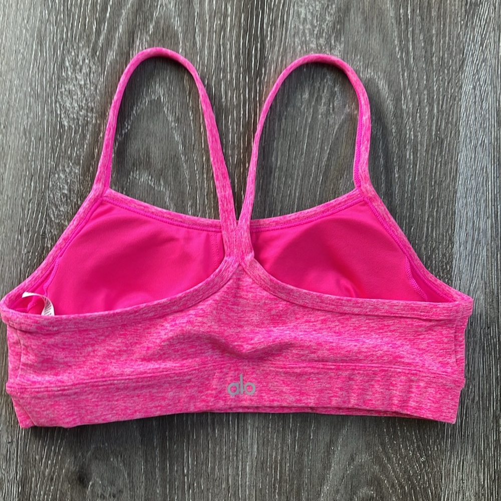 ALO Yoga AloSoft Gratitude Bra - Picture 4 of 14